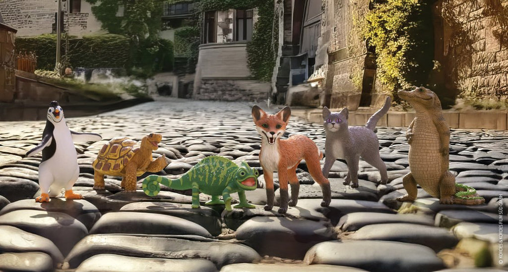Play Animals & Figures
